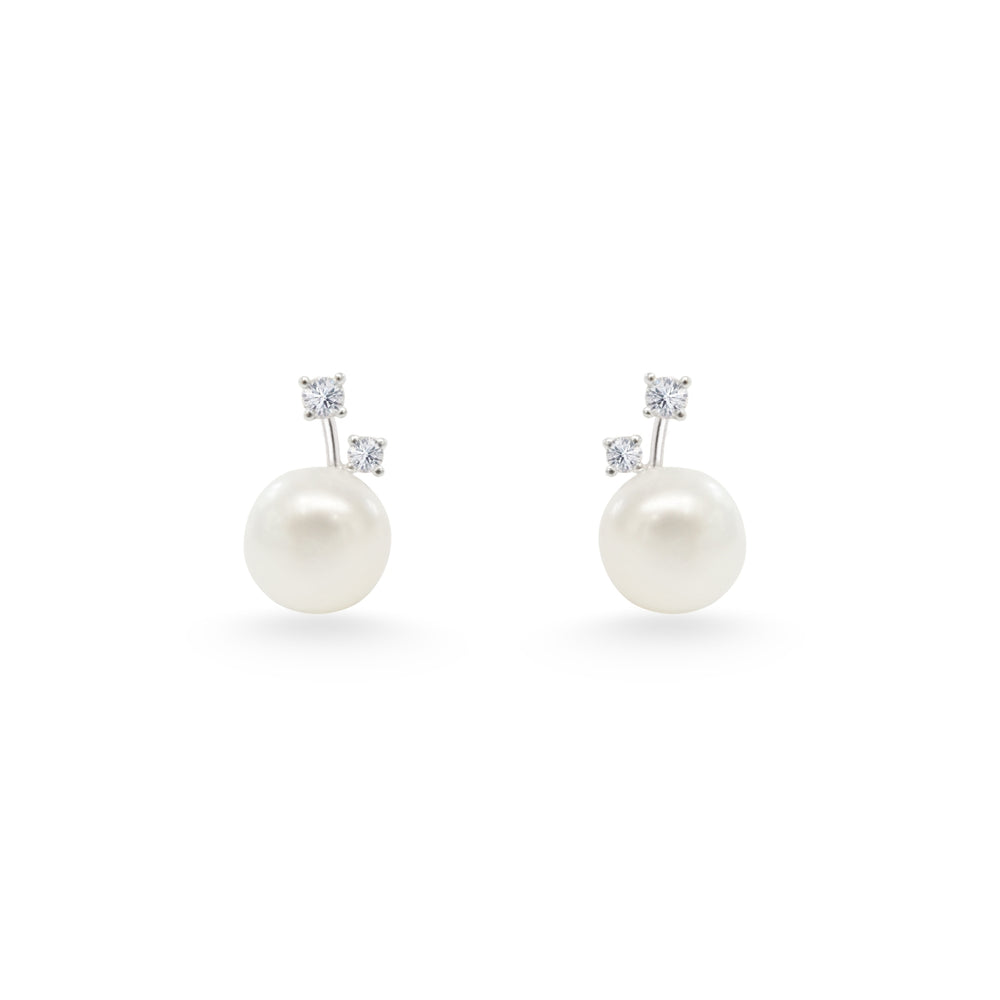 Twinkle Pearl Stud Earrings