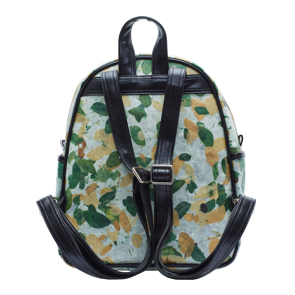 Medium Camouflage Real Tree Leaf Backpack